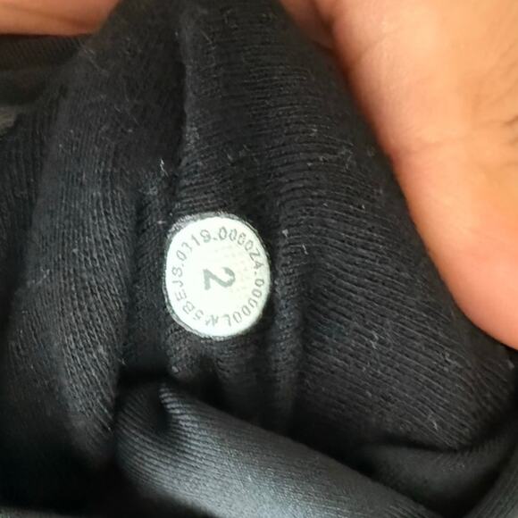 Lululemon Black Leggings EUC Size 2 - Picture 5 of 5